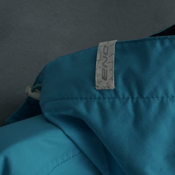 Descente Couture Blue and White Ski & Snow Jacket - Picture 6 of 16